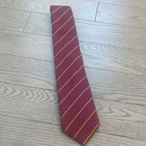 Men's Burberry Elegant Burgundy & Gold Striped Silk Tie - Like New